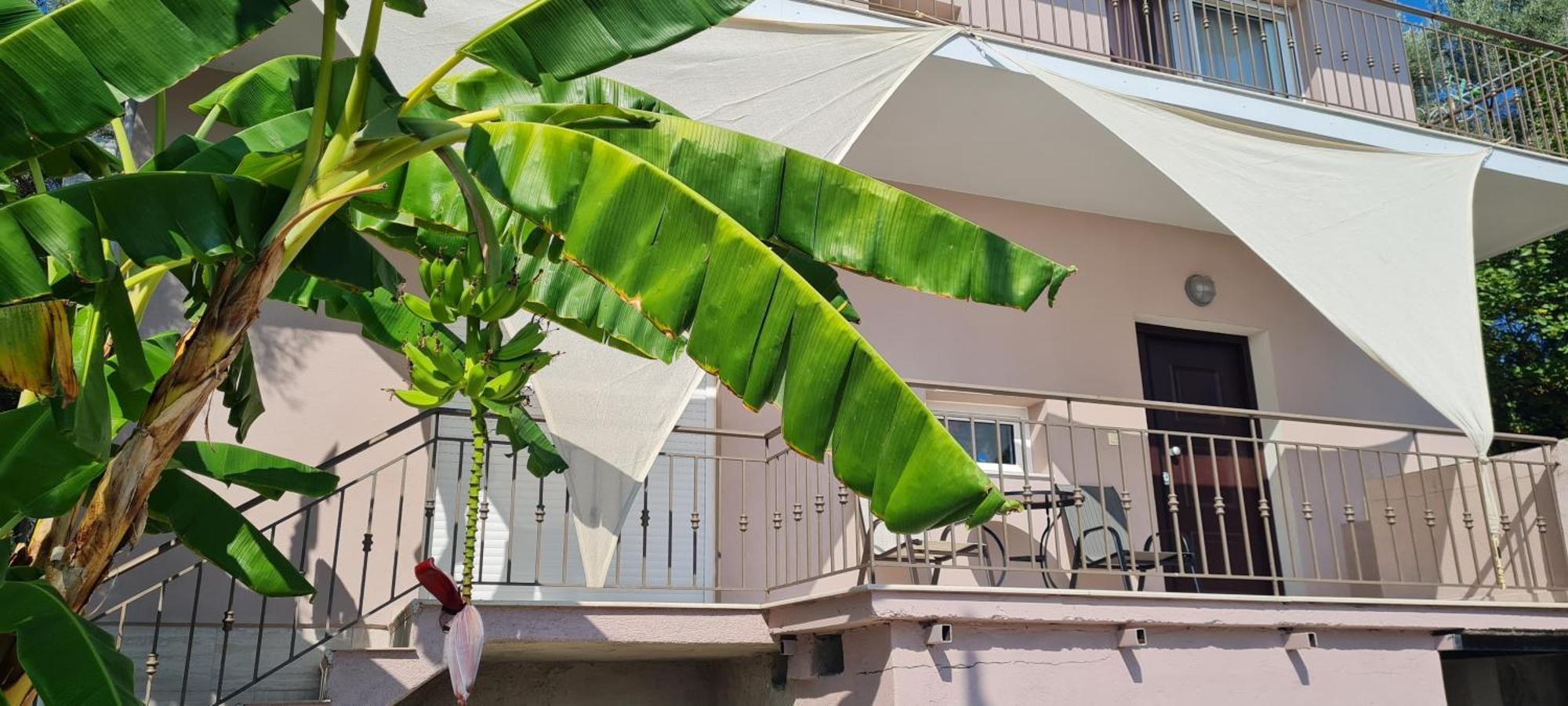 Gerys House Apartamento Nikiana Exterior foto